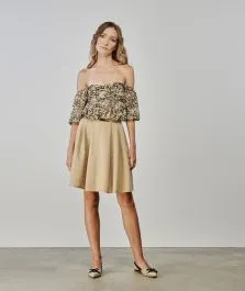Gonna beige con dettaglio catena